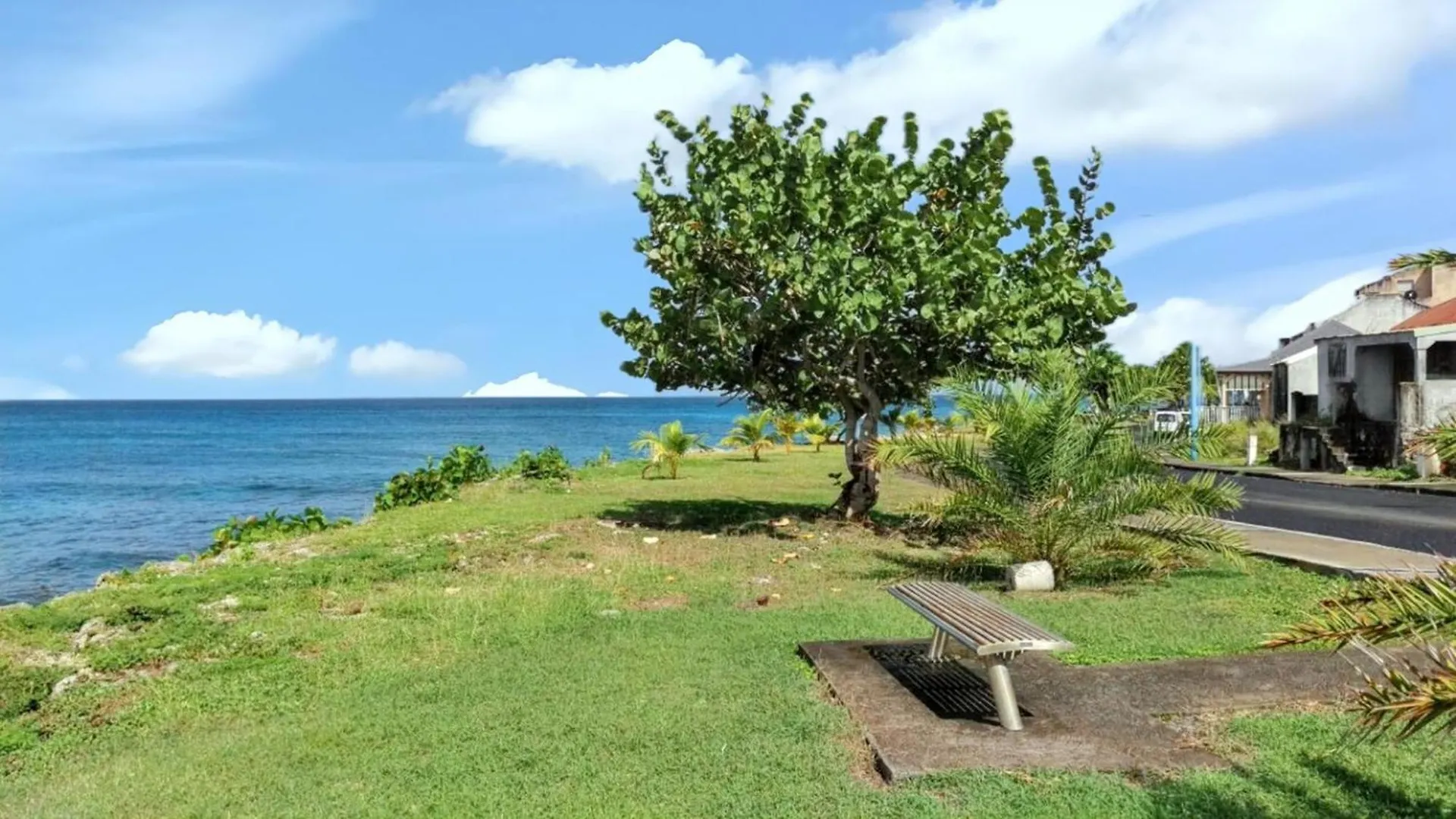 Maison de 2 chambres avec jardin amenage et wifi a Anse Bertrand a 1 km de la plage Anse-Bertrand